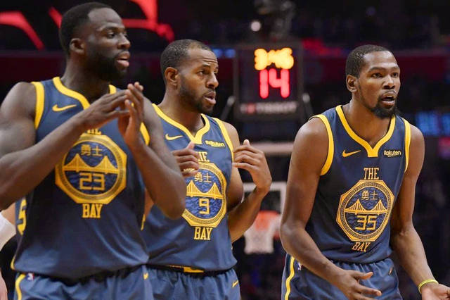 已摆脱对手 已摆脱对手